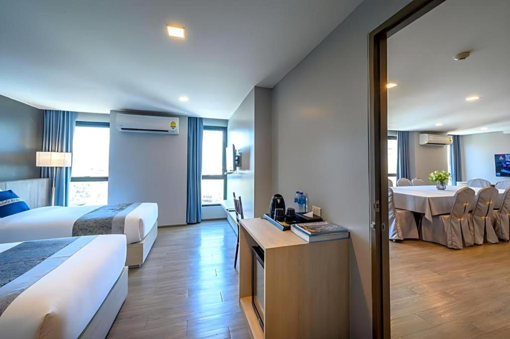 Iwish Hotel Бангкок Экстерьер фото